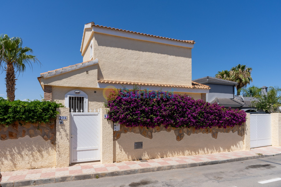 Använda fastigheter - Villa - Gran Alacant - Monte y Mar Bajo