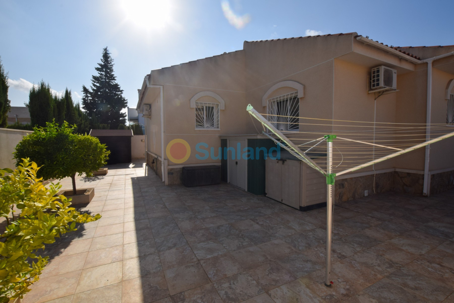 Resale - Detached Villa - Benijófar - Monte Azul/ El Dorado