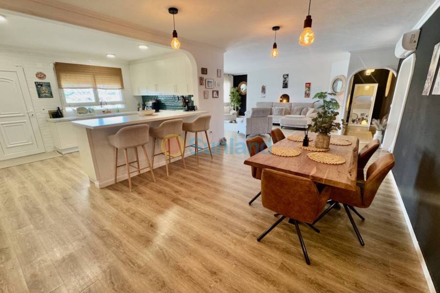 Resale - Villa - Rojales