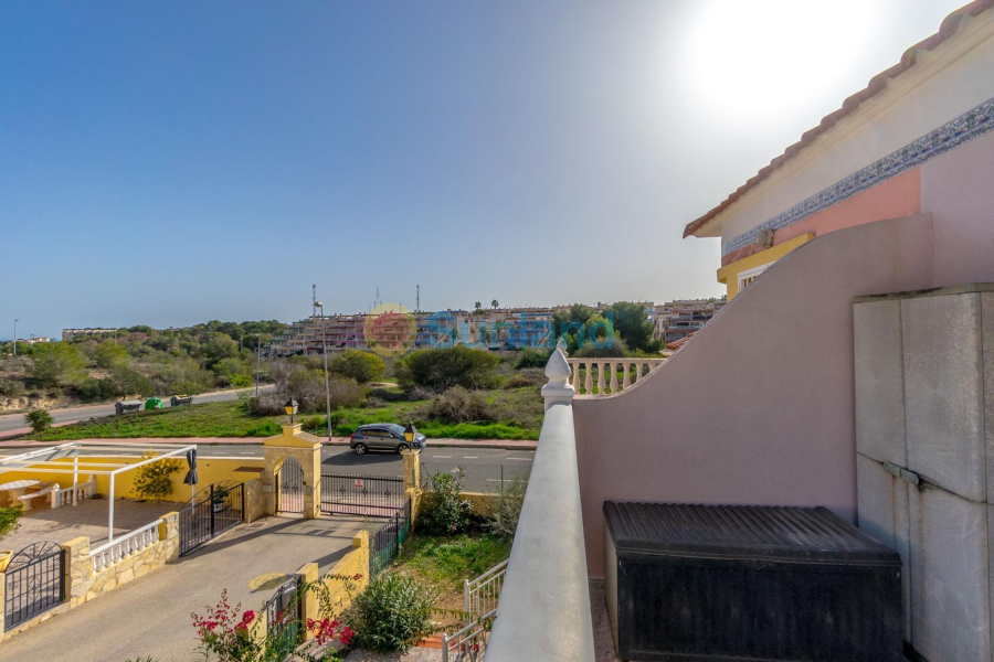 Segunda mano - Terraced house - Orihuela Costa - Las Filipinas