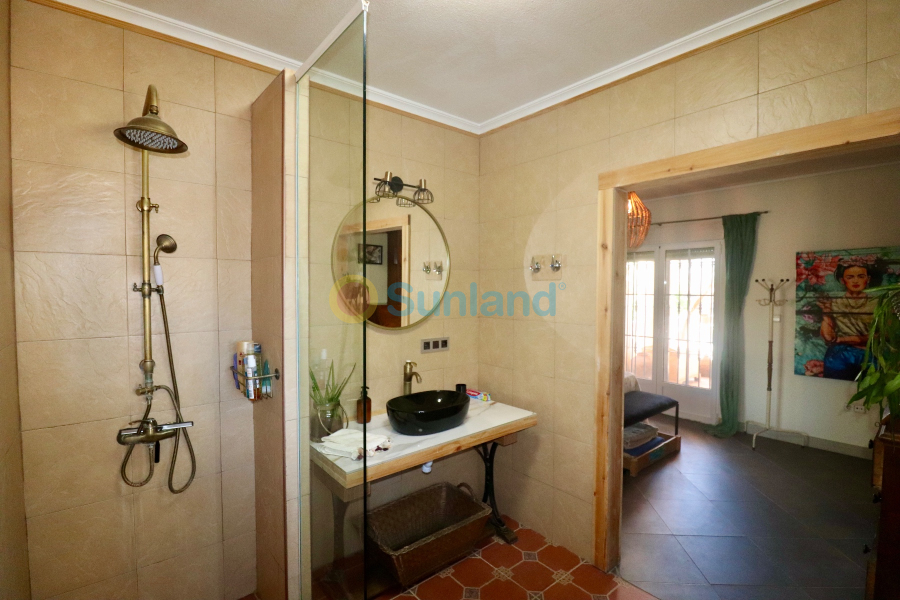 Resale - Country house - Catral