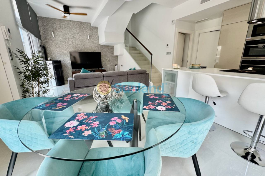 Resale - Villa - Ciudad Quesada