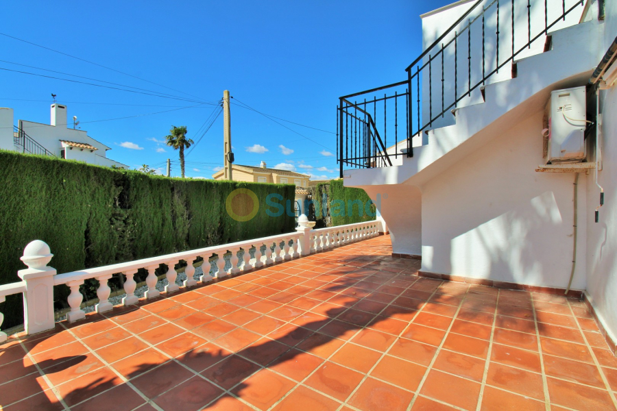 Segunda mano - Chalet - Villamartin