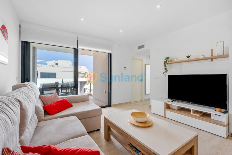 Resale - Apartment - Orihuela Costa - Villamartin