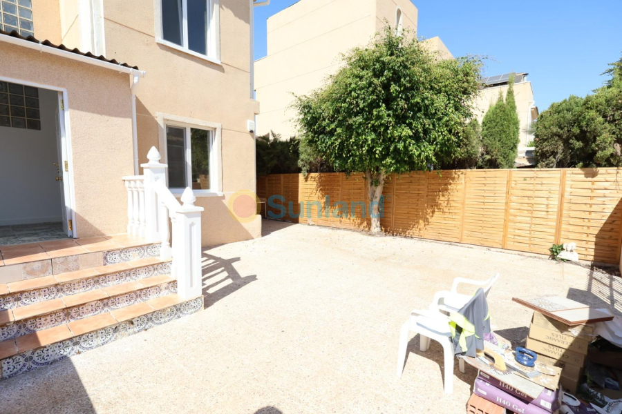 Resale - Terraced house - Orihuela Costa - La Zenia