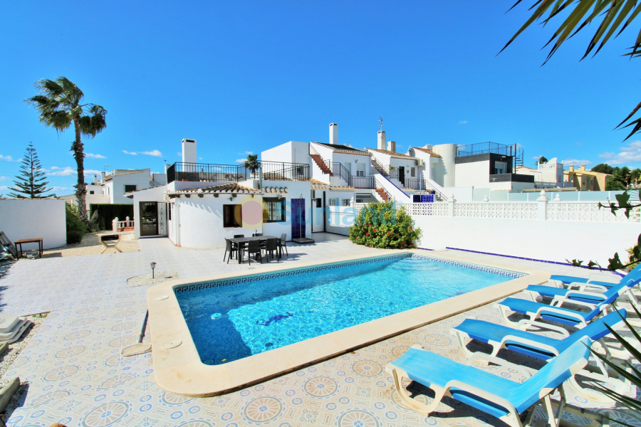 Segunda mano - Chalet - Villamartin