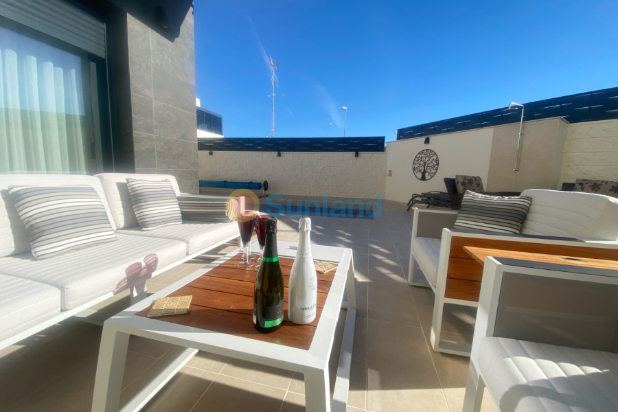 Använda fastigheter - Villa - Ciudad Quesada - Pueblo Bravo