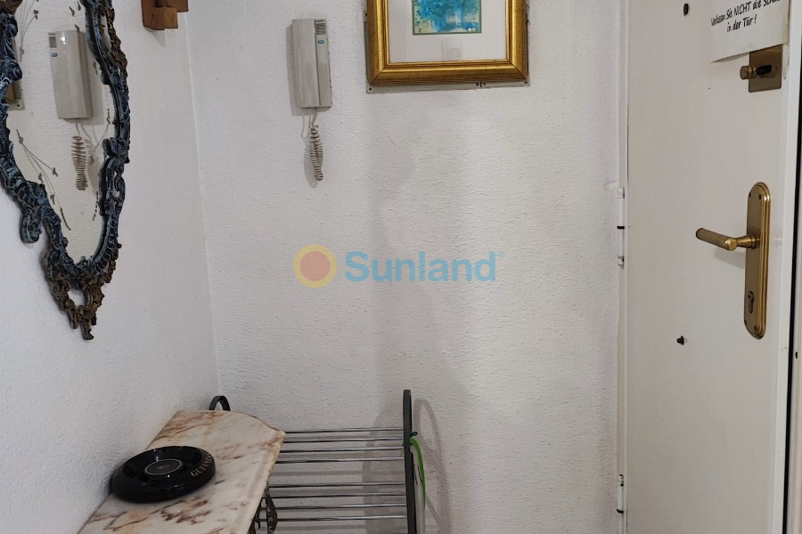 Resale - Apartment - Torrevieja