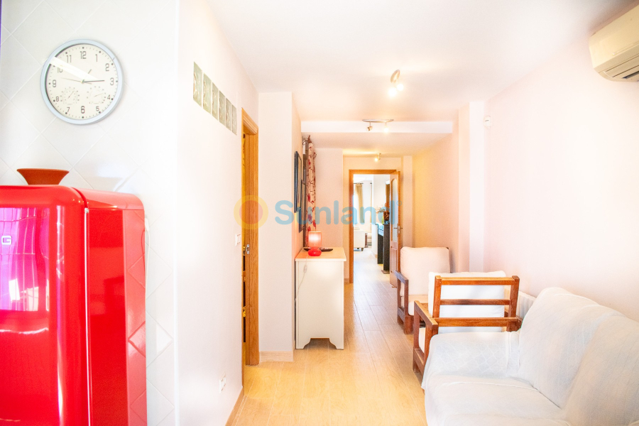 Resale - Apartment - Torrevieja - Playa Los Locos