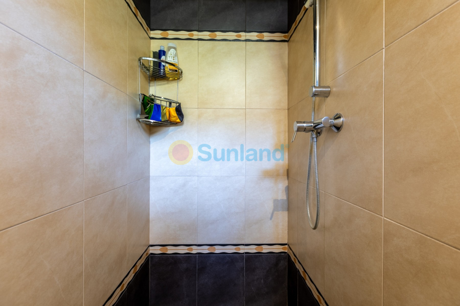 Вторичка - Bилла - Benijofar