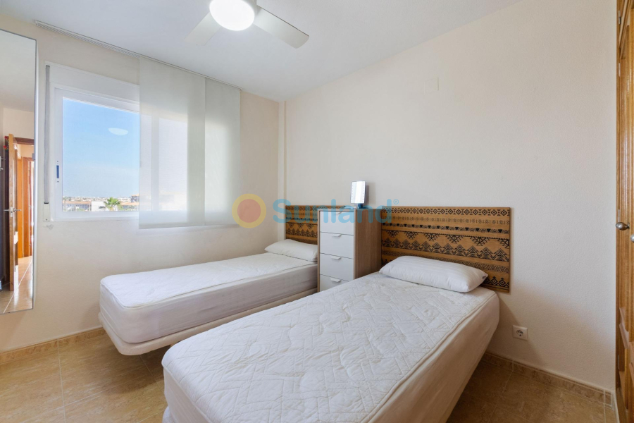 Verkauf - Apartment - Orihuela Costa - Campoamor