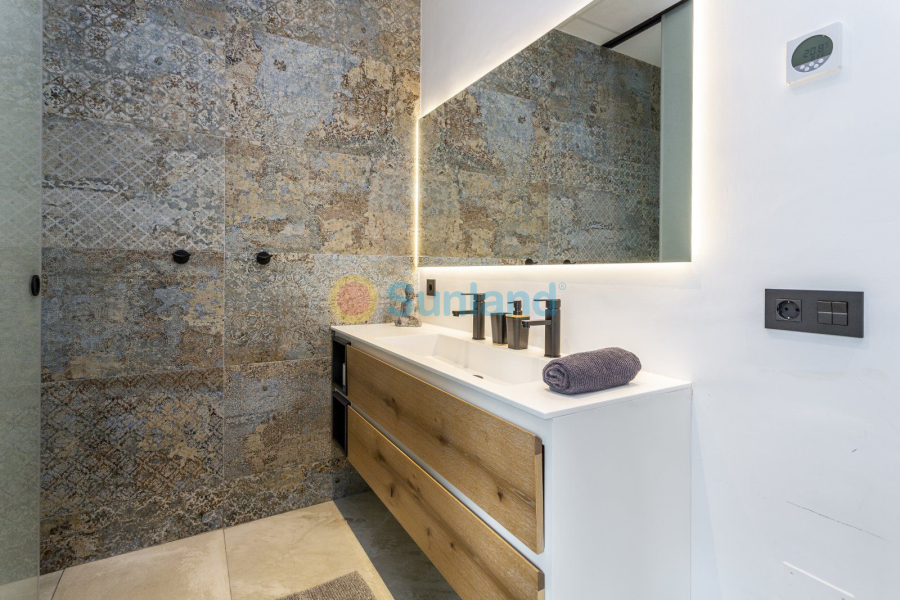 Resale - Villa - Ciudad Quesada