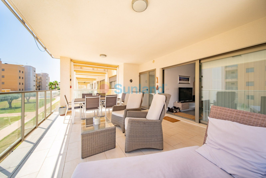 Resale - Apartamento - Orihuela Costa - Villamartin