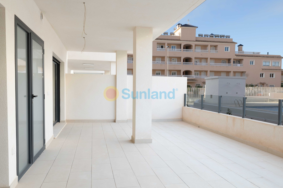 Resale - Apartamento - Orihuela Costa - Villamartin