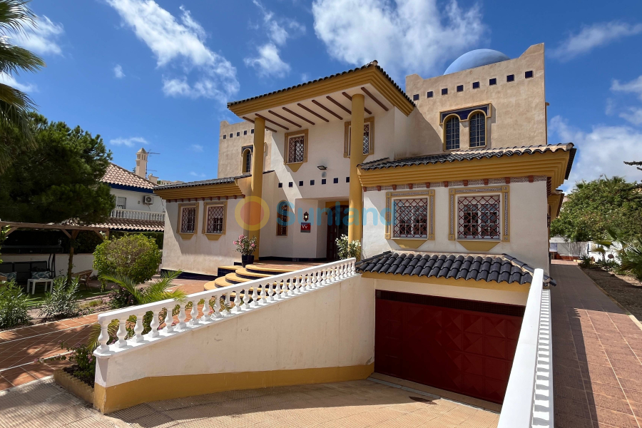 Resale - Villa - Aguilas - 