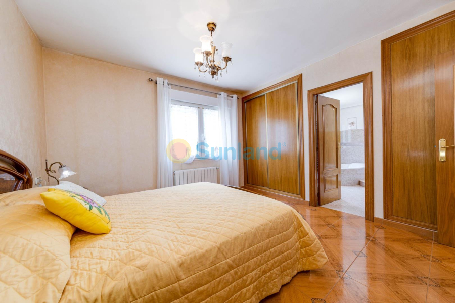 Resale - Villa - San Javier - 