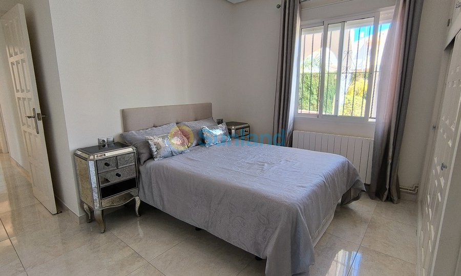 Resale - Detached Villa - Ciudad Quesada - Airstrip
