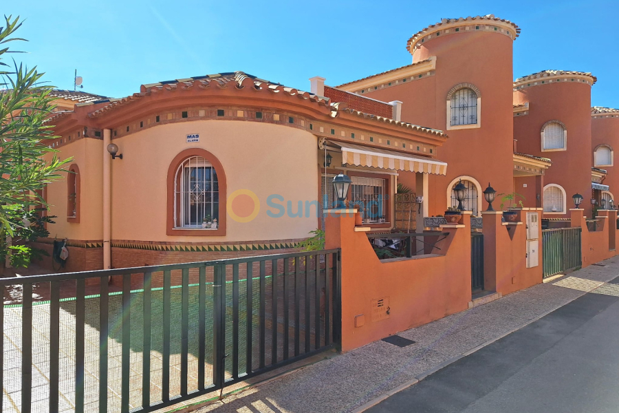 Segunda mano - Chalet - Playa Flamenca - Villas San Luis