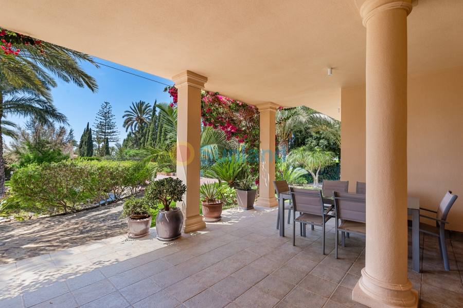 Resale - Villa - Elche/Elx