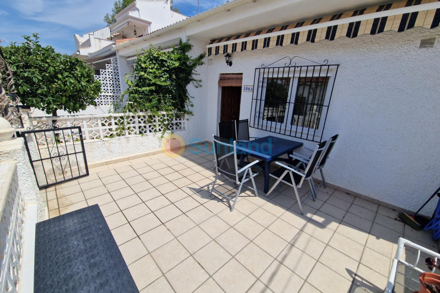 Resale - Villa - Guardamar del Segura - Pinomar