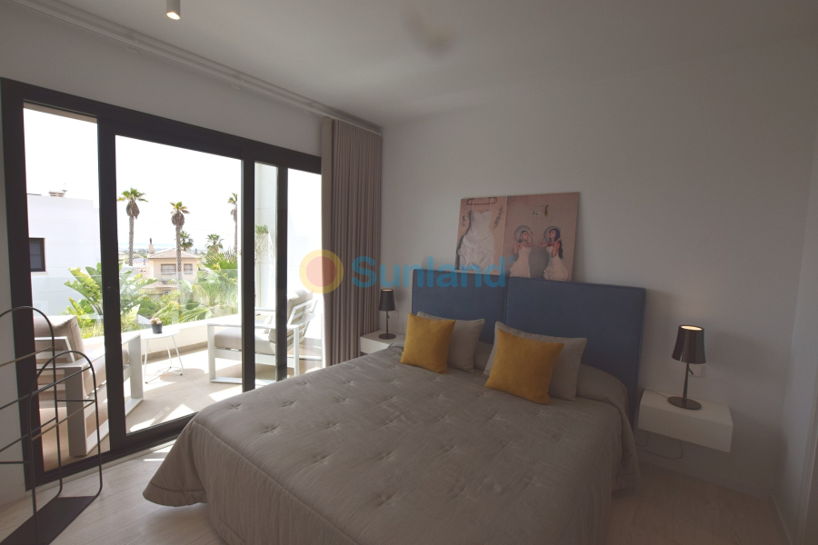 Resale - Detached Villa - Ciudad Quesada - Airstrip
