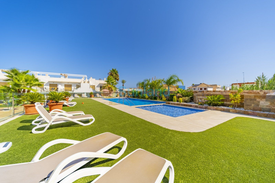 Resale - Ático - Orihuela costa - Pilar De La Horadada