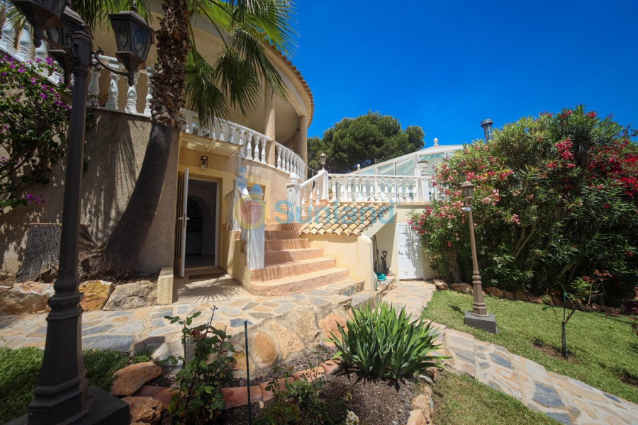 Resale - Villa - Orihuela Costa - Dehesa De Campoamor