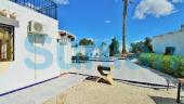 Segunda mano - Chalet - Villamartin