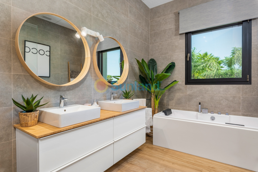 Resale - Villa - Elche/Elx