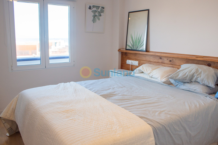 Resale - Apartment - Torrevieja - La Mata