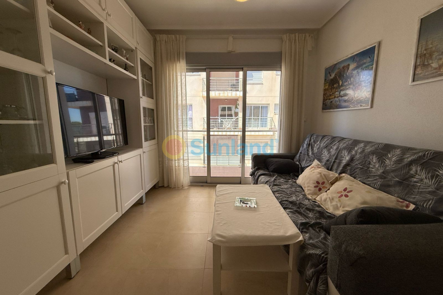 Вторичка - Апартамент - Torrevieja - Punta Prima