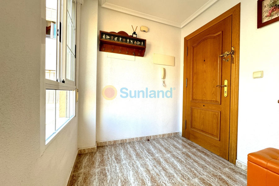 Resale - Apartment - Guardamar del Segura - 