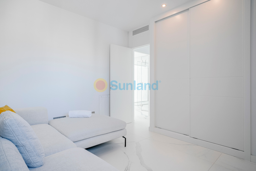 Resale - Apartment - Benidorm