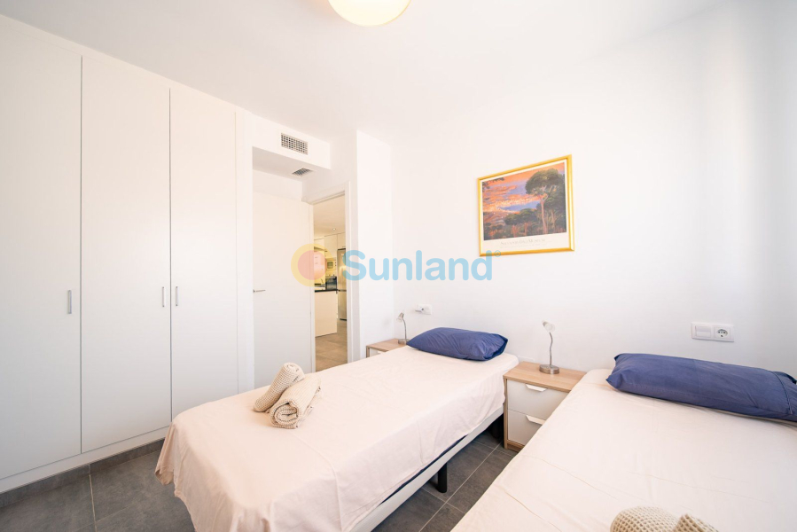 Resale - Apartamento - Orihuela Costa - Villamartin