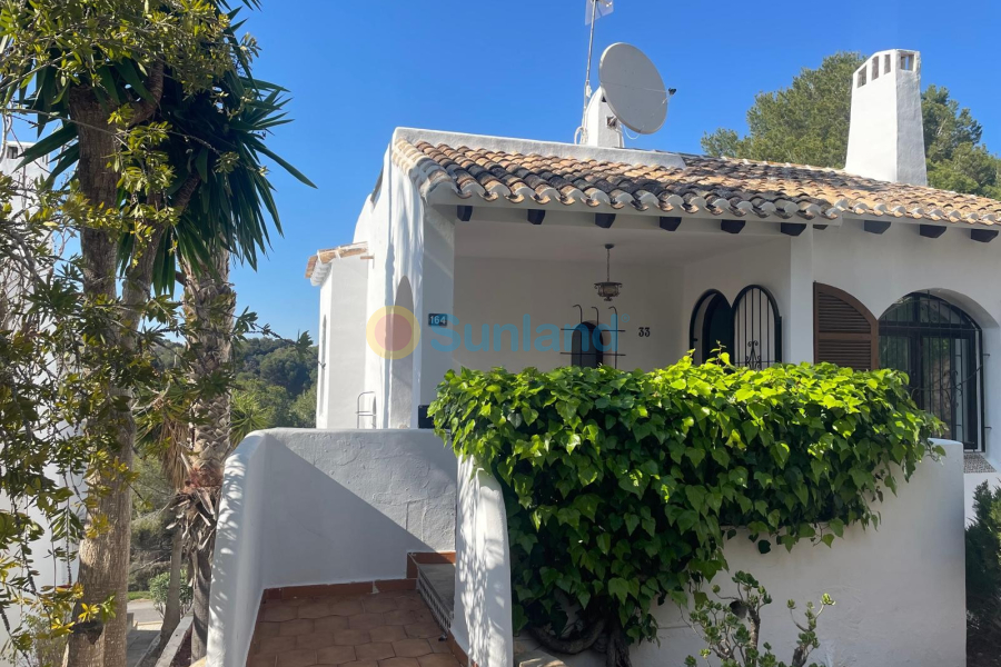 Resale - Villa - Orihuela Costa - Los Dolses