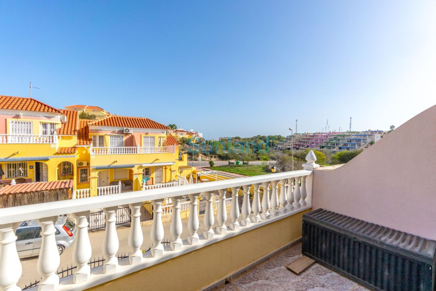 Segunda mano - Terraced house - Orihuela Costa - Las Filipinas