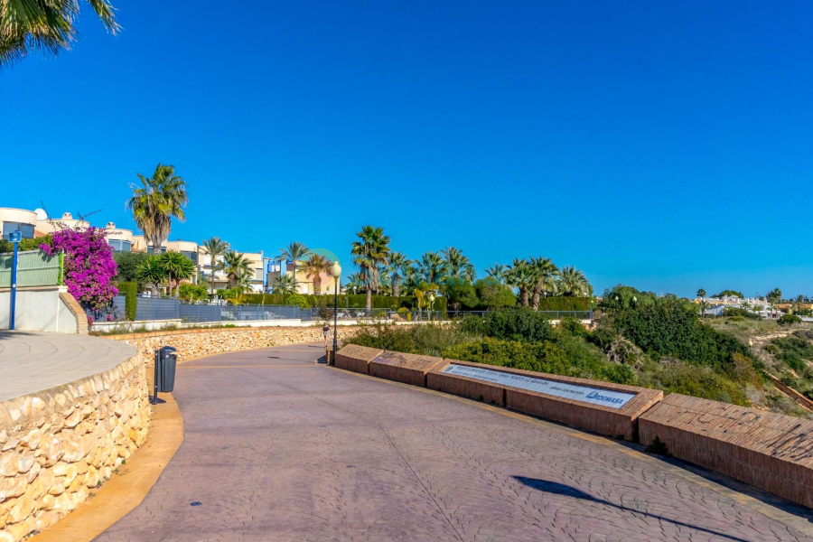 Verkauf - Terraced house - Orihuela Costa - Cabo Roig