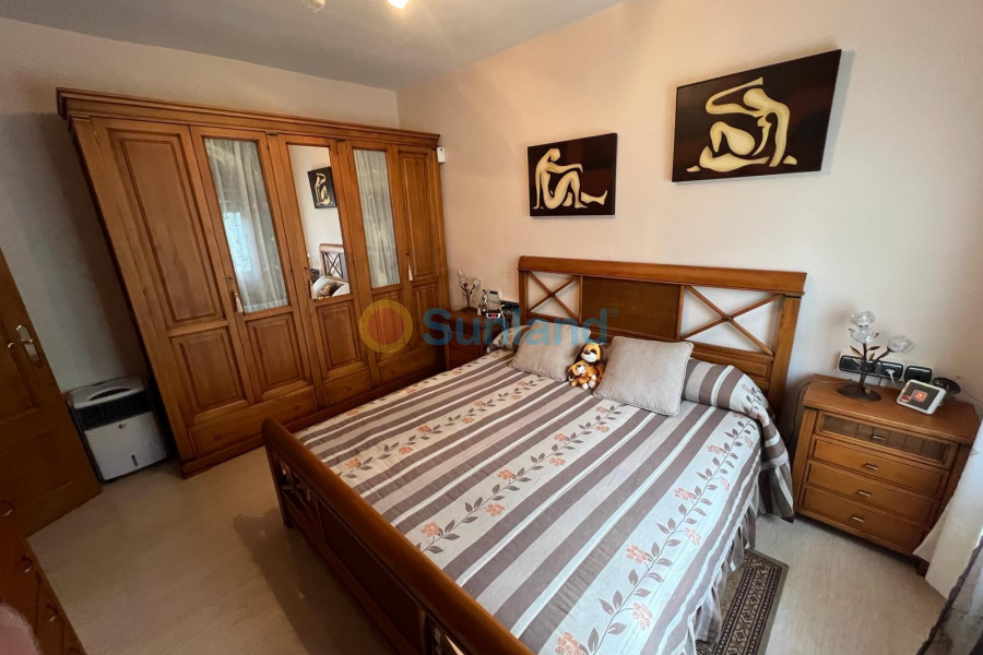 Resale - Villa - Orihuela Costa - Campoamor