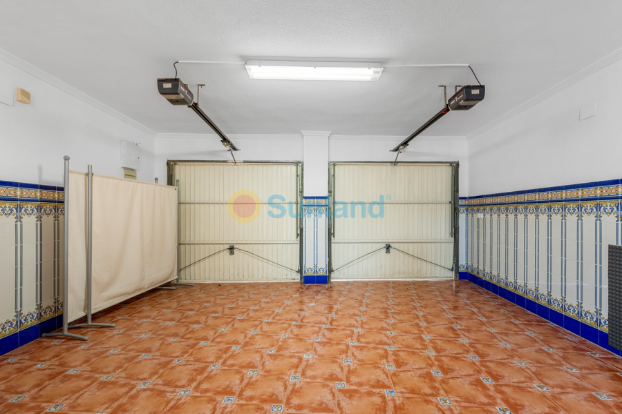 Använda fastigheter - Villa - Torrevieja