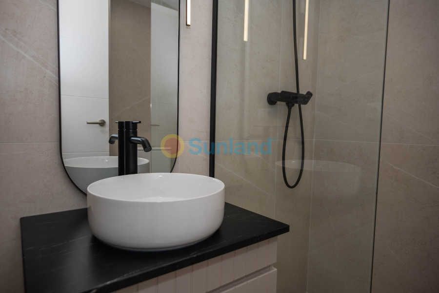 Resale - Apartment - Torrevieja - 