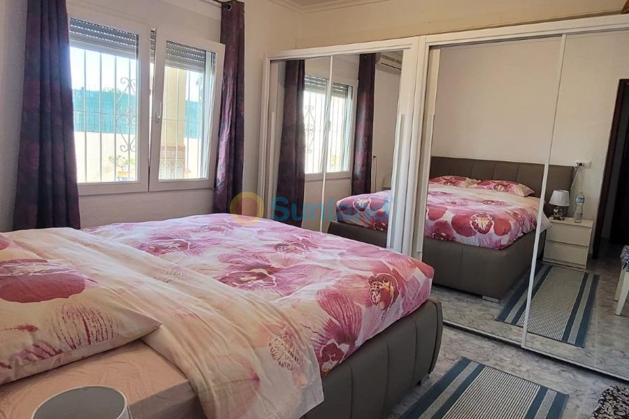 Segunda mano - Chalet - San Fulgencio - Urbanización La Marina