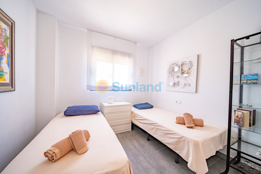 Resale - Apartamento - Orihuela Costa - Villamartin