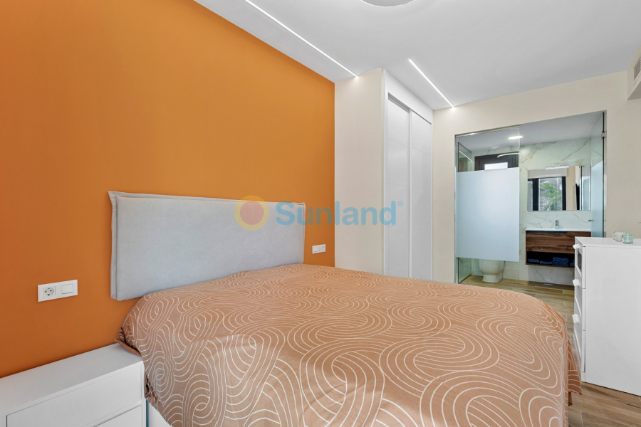 Resale - Apartment - Orihuela Costa - Villamartin