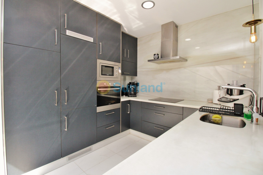 Använda fastigheter - Villa - Villamartin