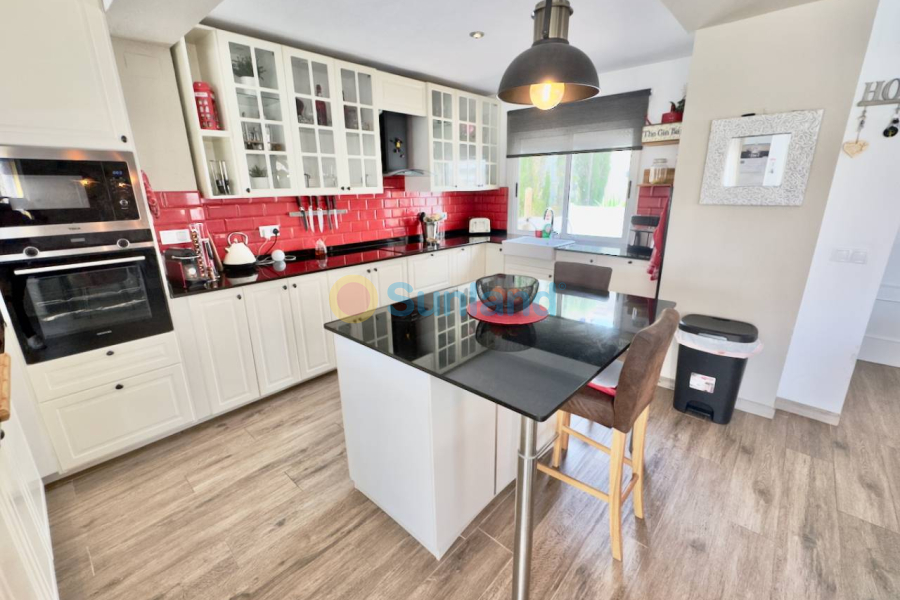 Resale - Villa - Benijofar