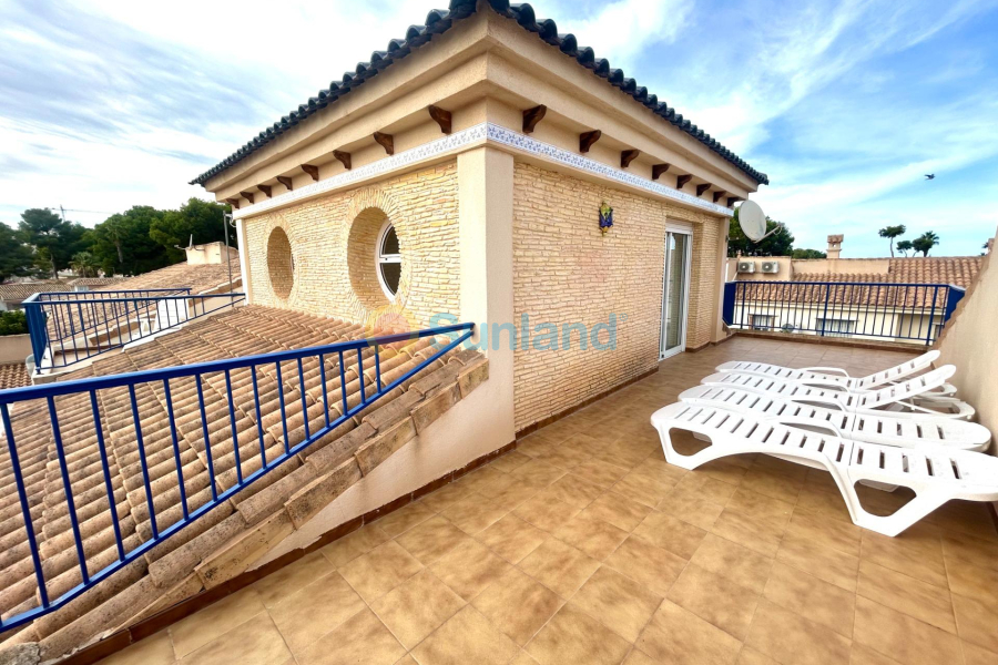 Använda fastigheter - Terraced house - Orihuela Costa - Campoamor