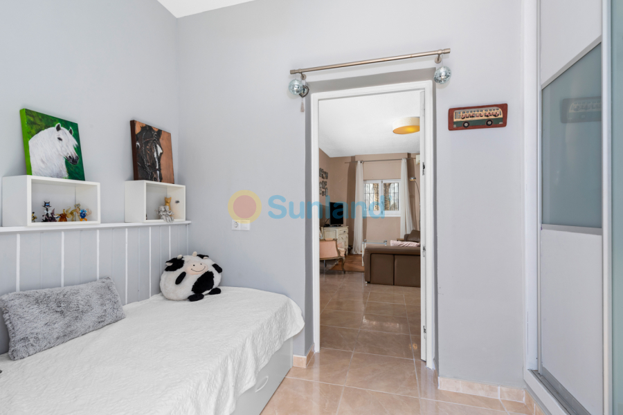 Resale - Villa - ALICANTE - El Campello