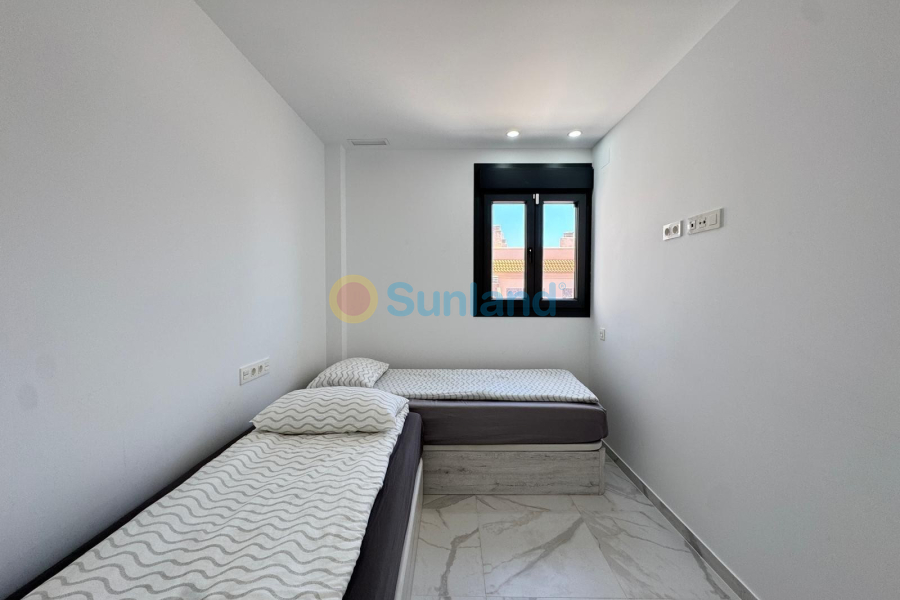 Resale - Apartment - Torrevieja - 