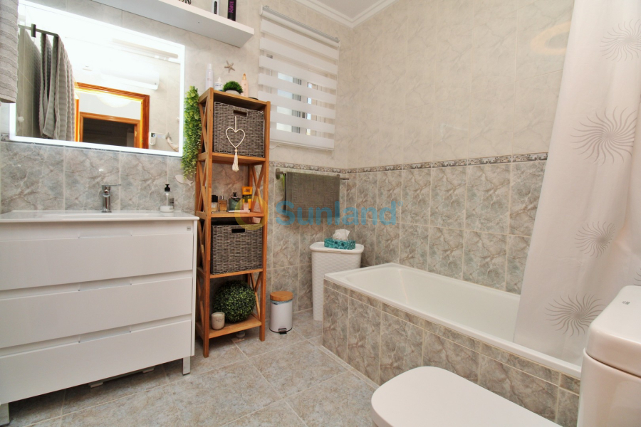 Verkauf - Haus - Villamartin