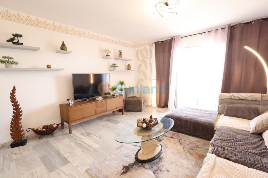 Resale - Apartment - ALICANTE - Barrio Obrero